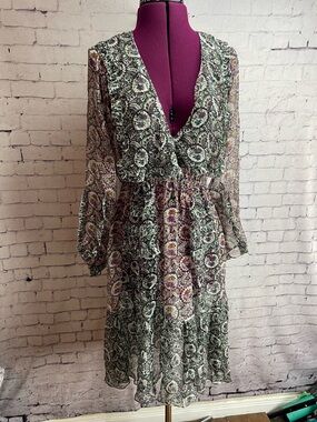 Love Binetti size 2 sheer silk dress long sleeve midi